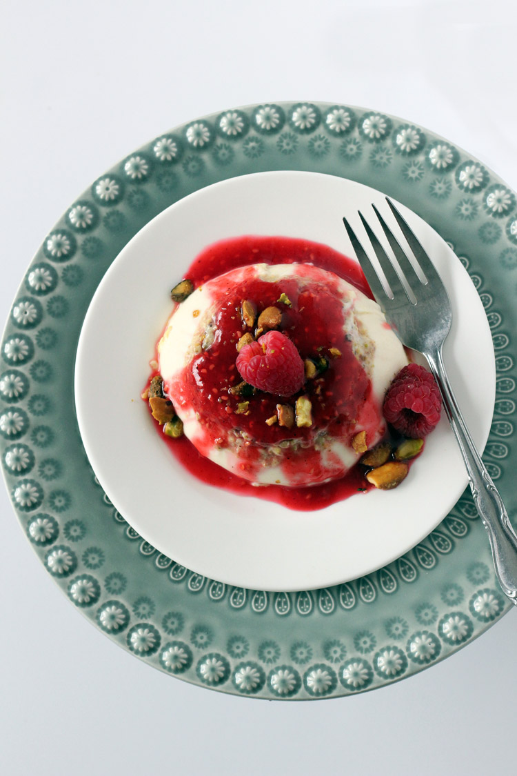 Pistachio Mint Panna Cotta5