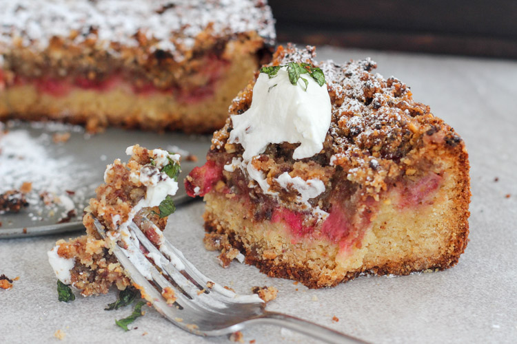Strawberry, Almond, and Polenta Crumble Cake-4