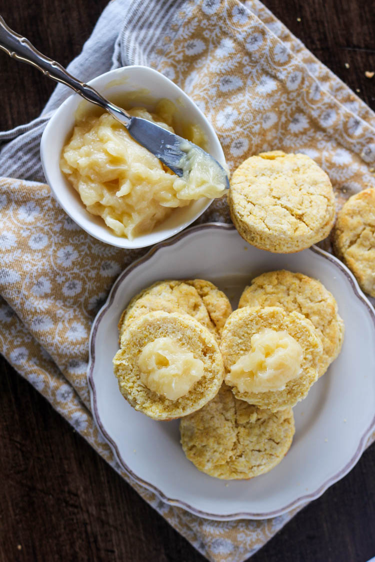 Cornmeal Biscuits-2